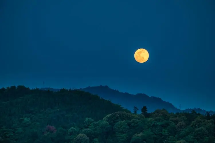 0119 西江月·登山